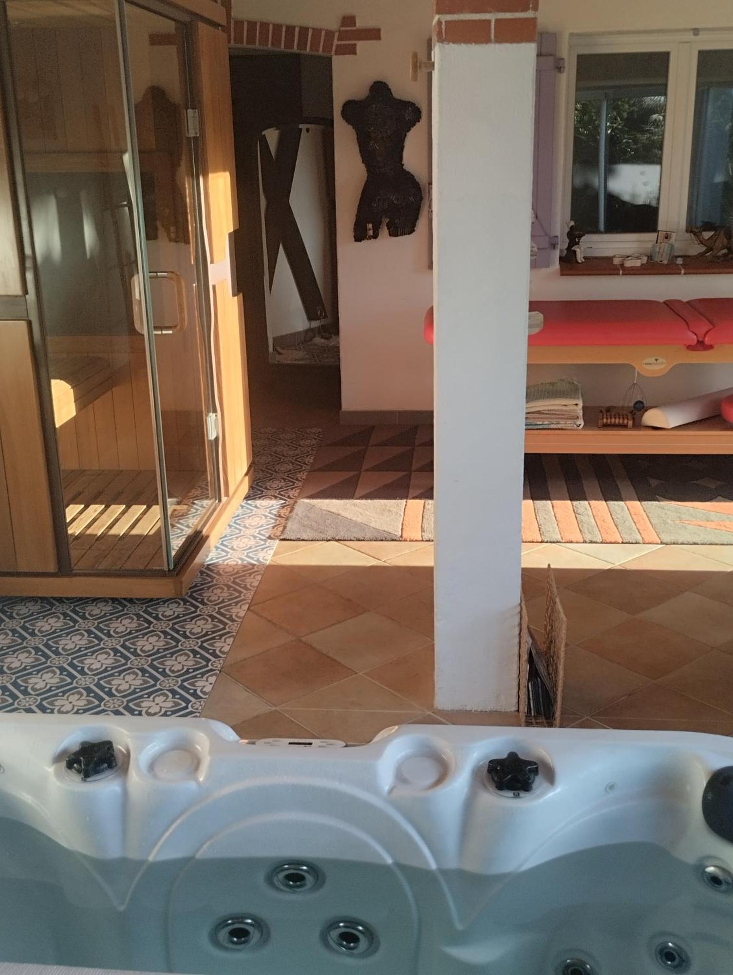 L'Eden Naturiste Spas Challans Ngoại thất bức ảnh